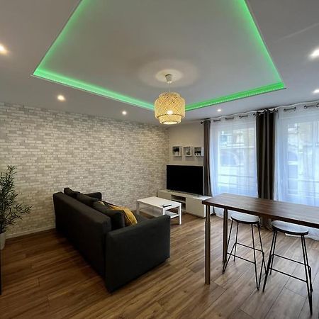 Moderne Appartement - Gare - Centre-Ville Le Mans Esterno foto